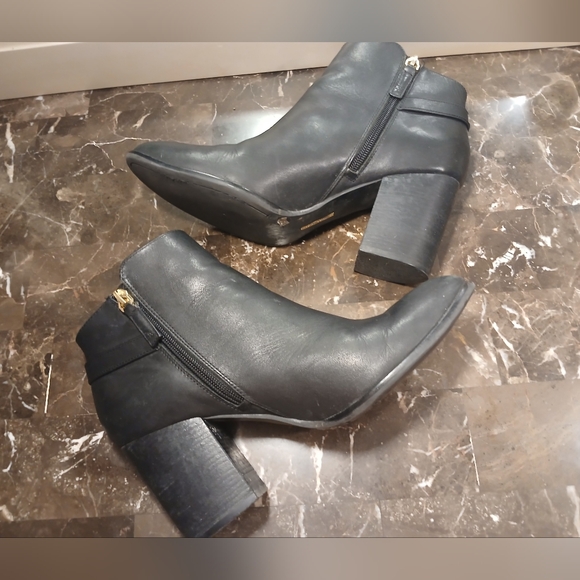 Louise et Cie Black Leather Ankle Booties with Block Heel and Gold Accent - Picture 2 of 16